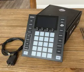 Wmx1 Adj American Dj Mk1 Wolfmix Powered Standalone Dmx Led Lighting Controller