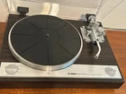 Yamaha YP-D71 Turntable Bundled With Stanton 881S Calibration Kit Used. Price: $1050.00.